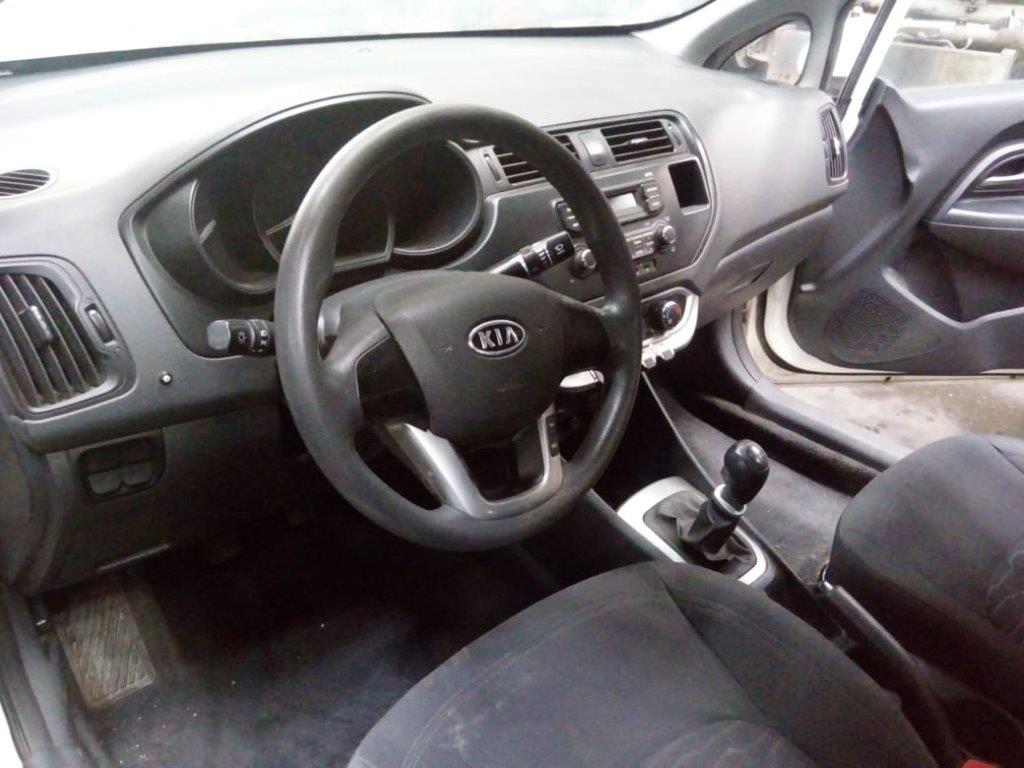  Kia RIO 2012    EN DESARME